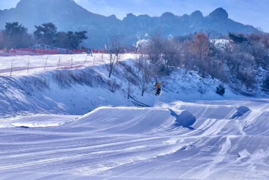 威海市地中海滑雪场