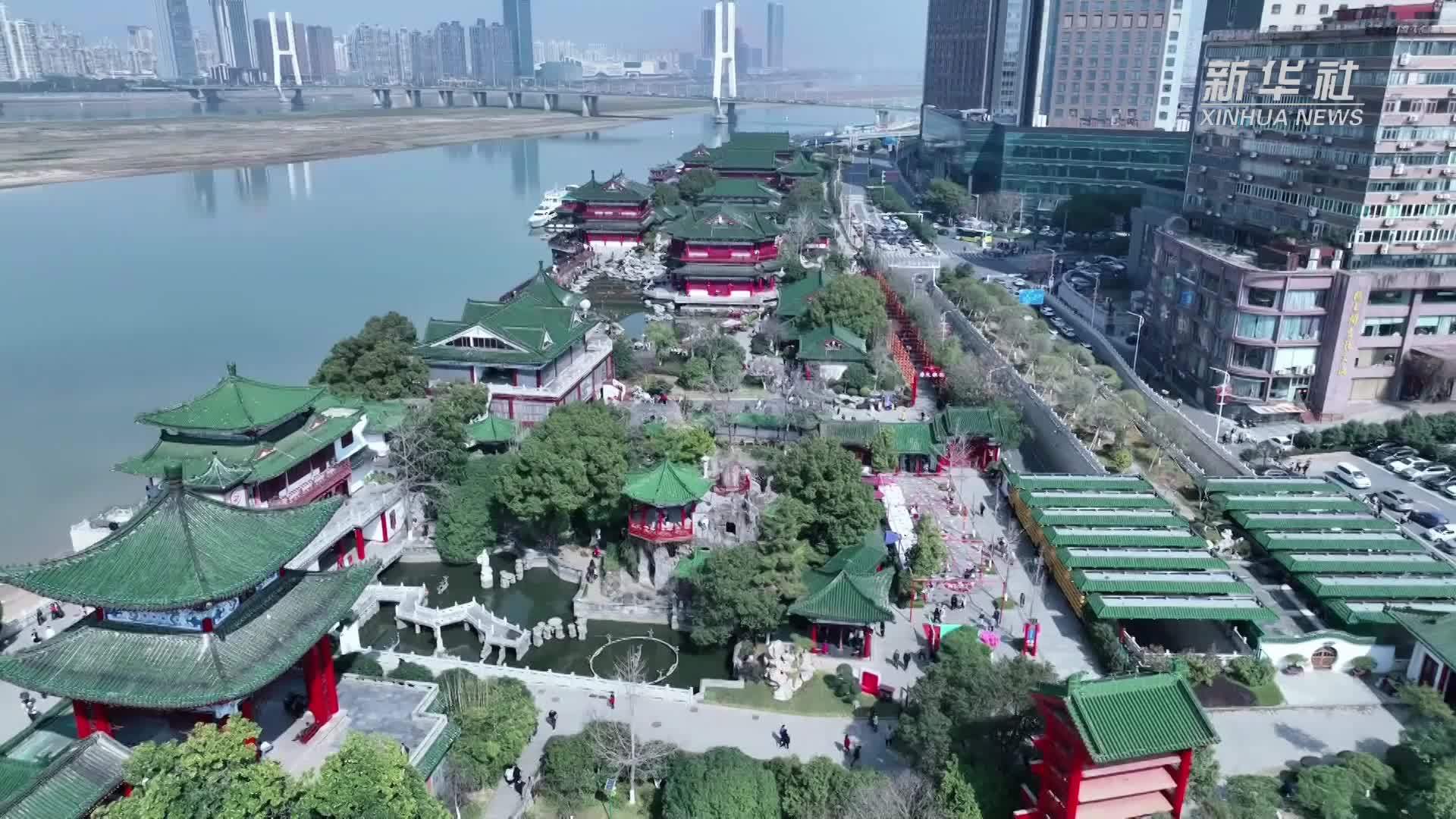 江西南昌滕王阁里庆新春