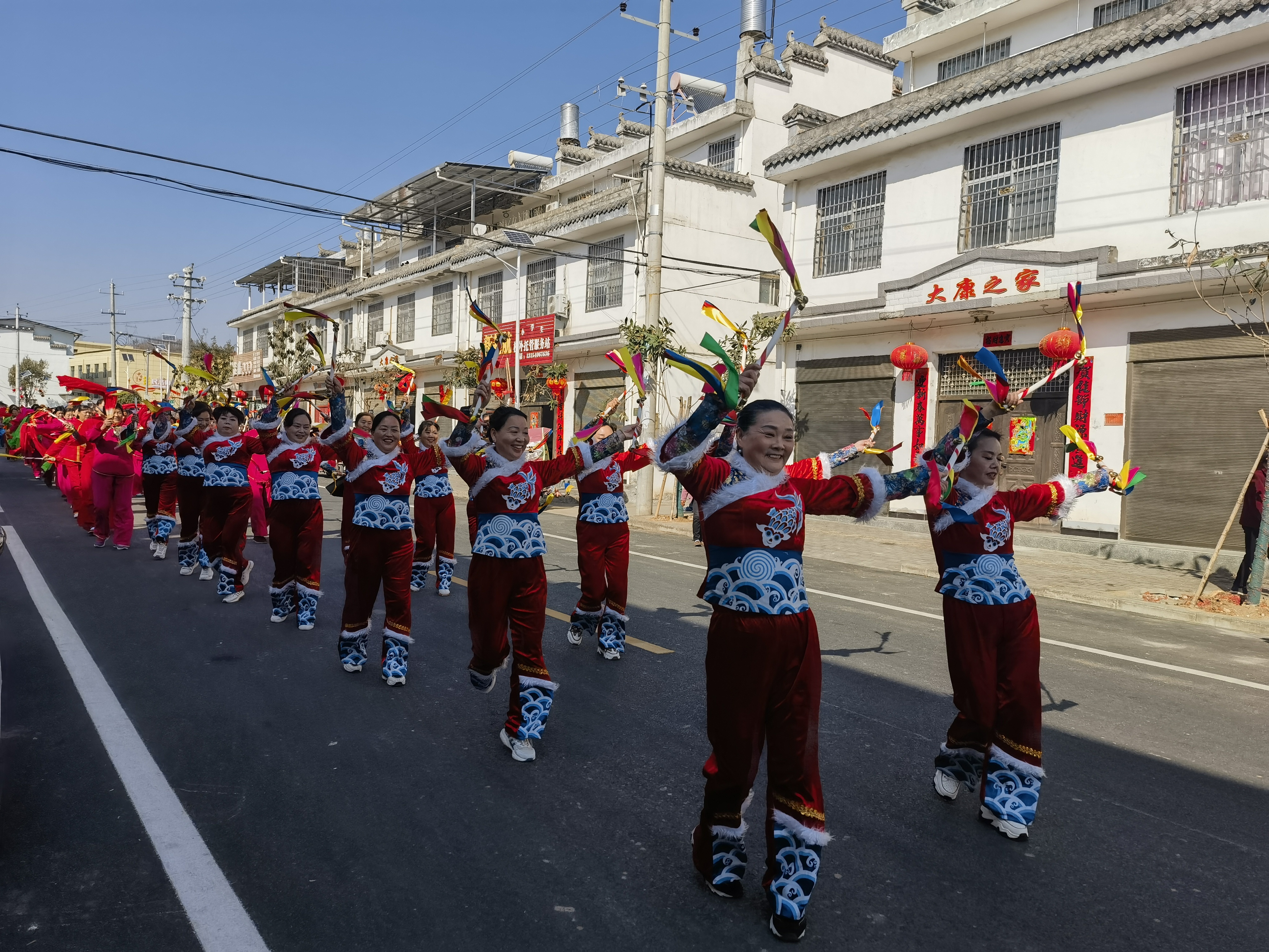 【网络中国节·元宵】清油河镇：清油花灯闹元宵 民俗文化迎新春