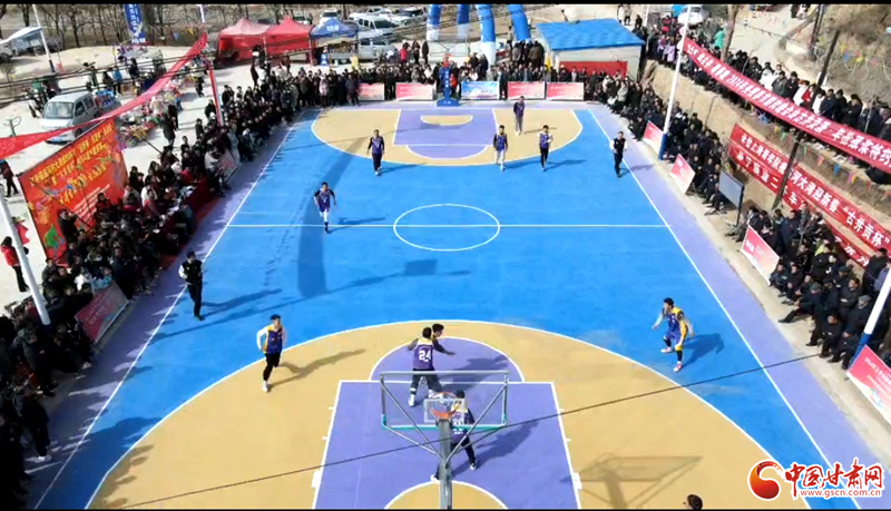 静宁县“村BA”的举办为新春佳节增添了浓浓的年味　邹艳霞　摄