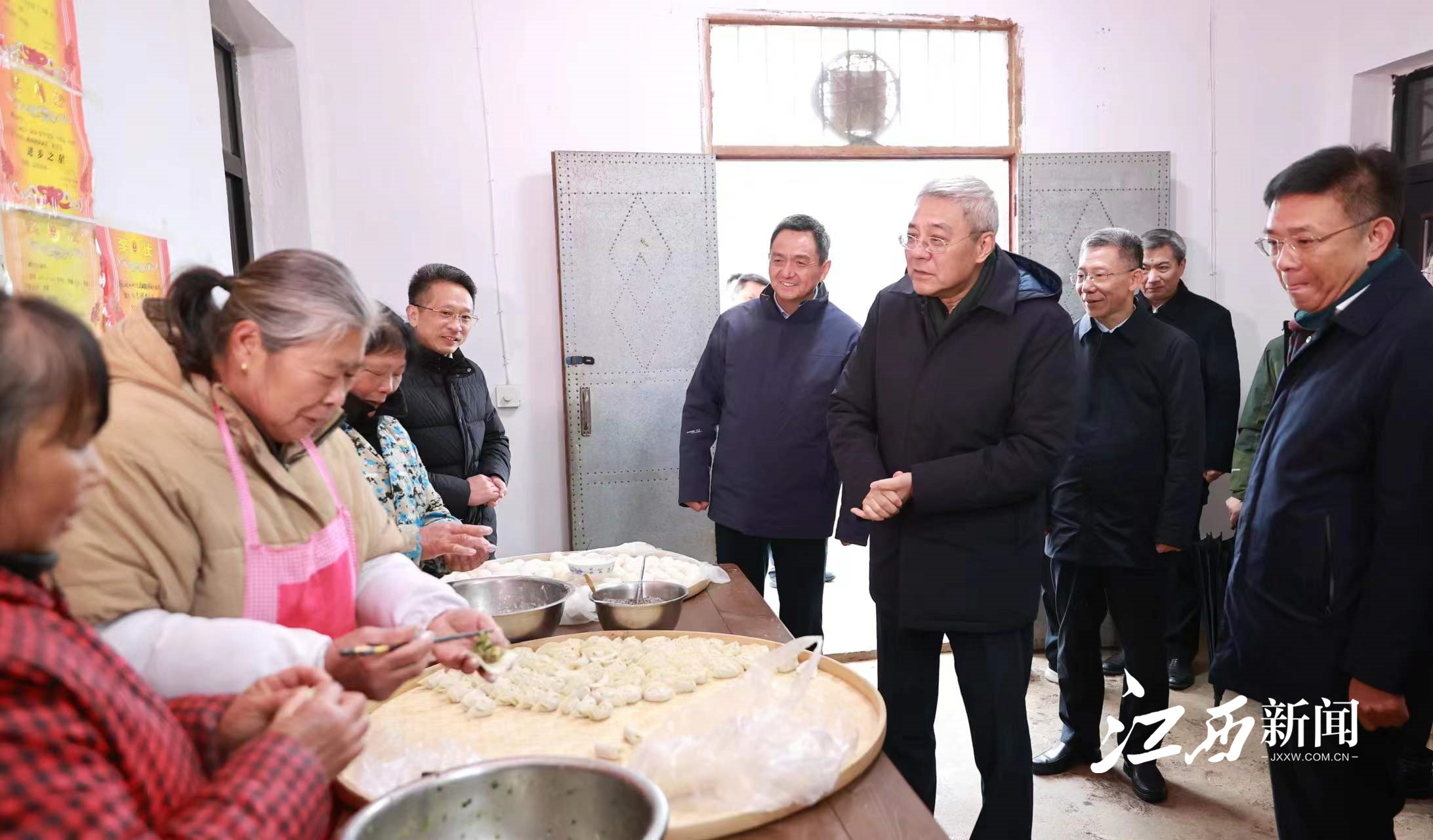 尹弘深入南昌进贤,安义调研凤凰网江西_凤凰网