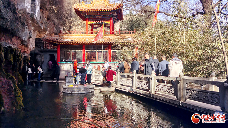 游客超1600万人揽金近90亿元　这个春节甘肃"热"力十足