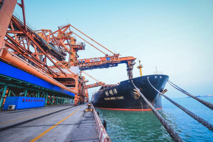国能黄骅港务公司春节期间煤炭装船日均增加5.9万吨
