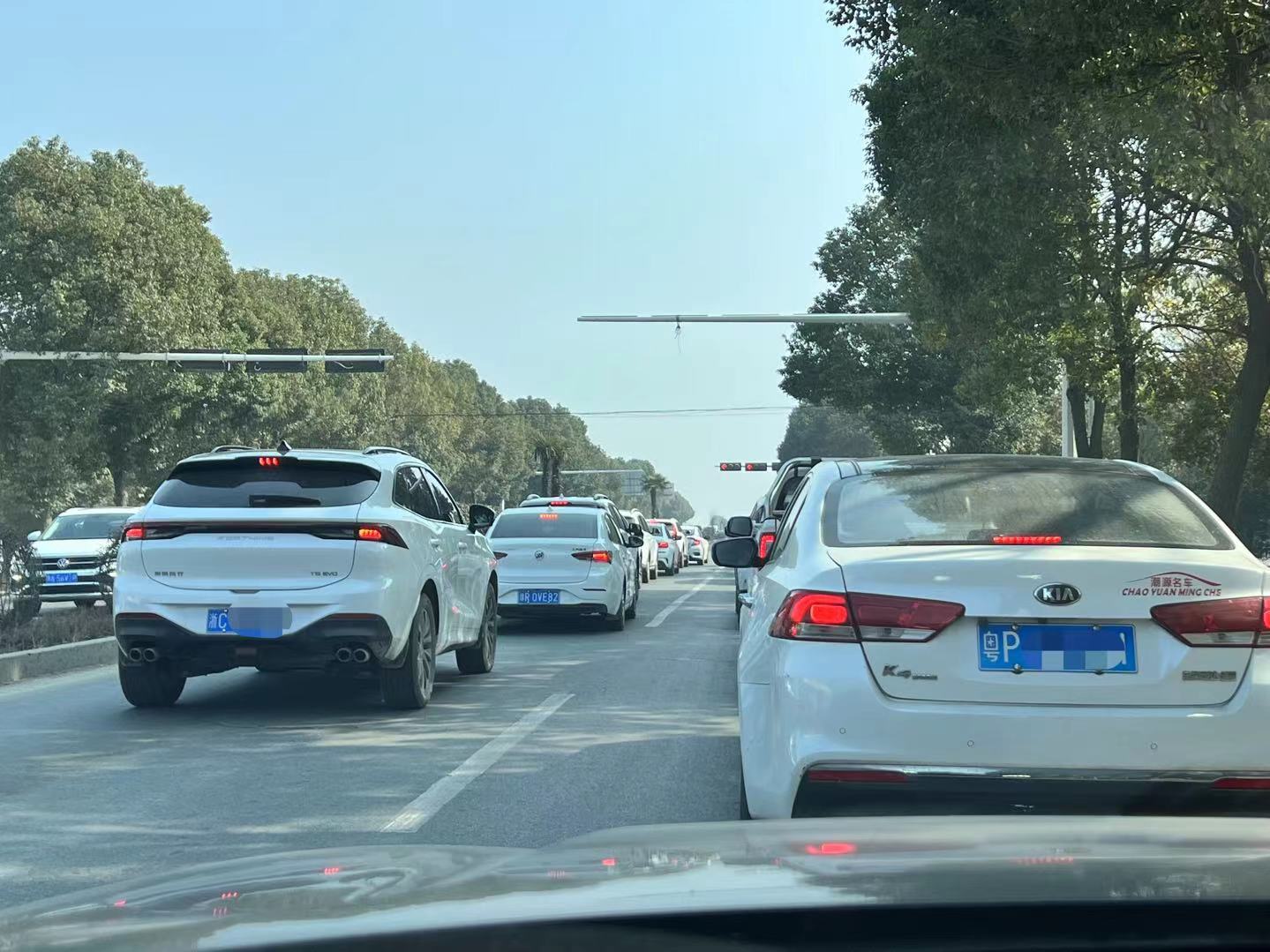 时代财经摄。