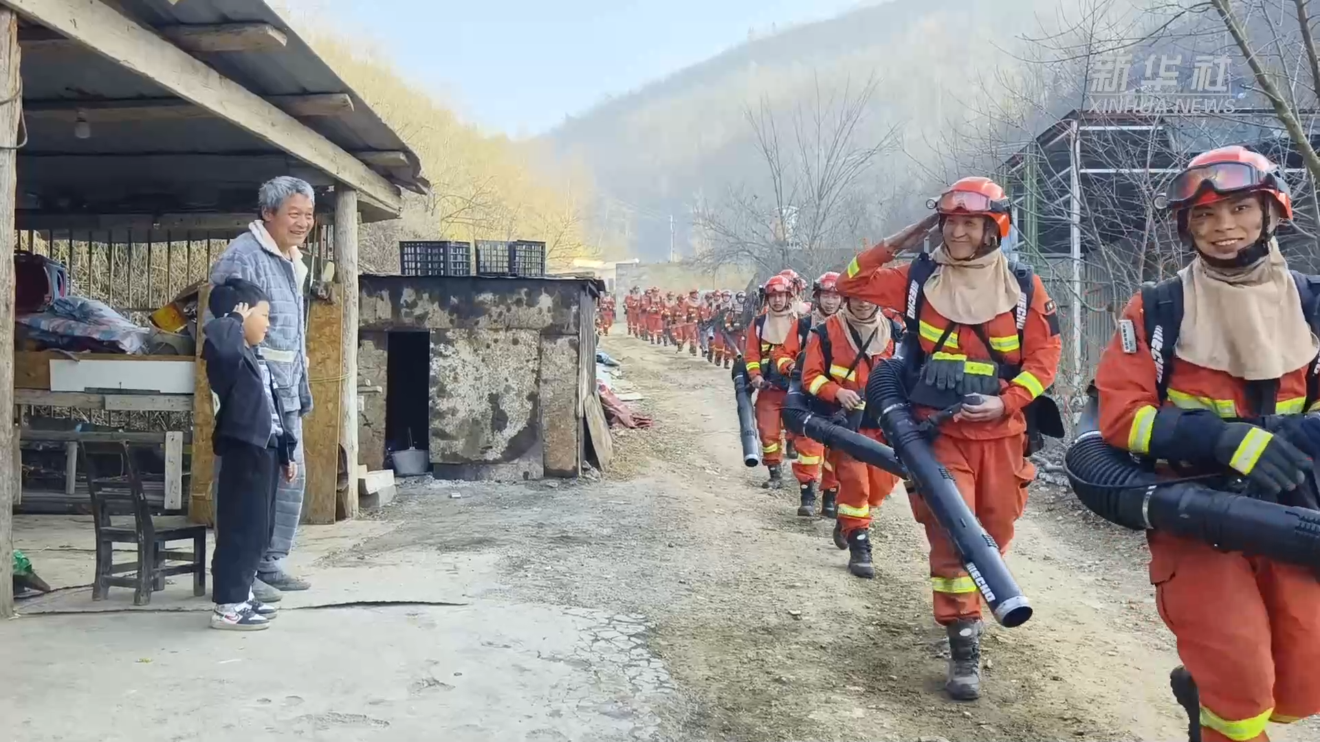 记者:吴斯洋 杨欣