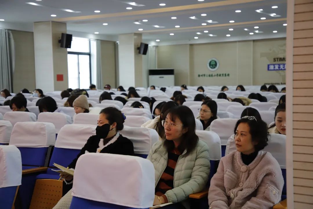 徐州公园巷小学开启新征程充电模式