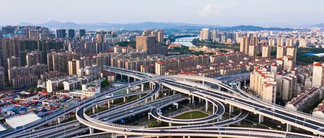 航拍赣州城区。图源赣南日报。