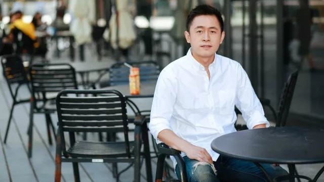 在AI领域和奥特曼平起平坐?清华博士李一舟回应_凤凰网