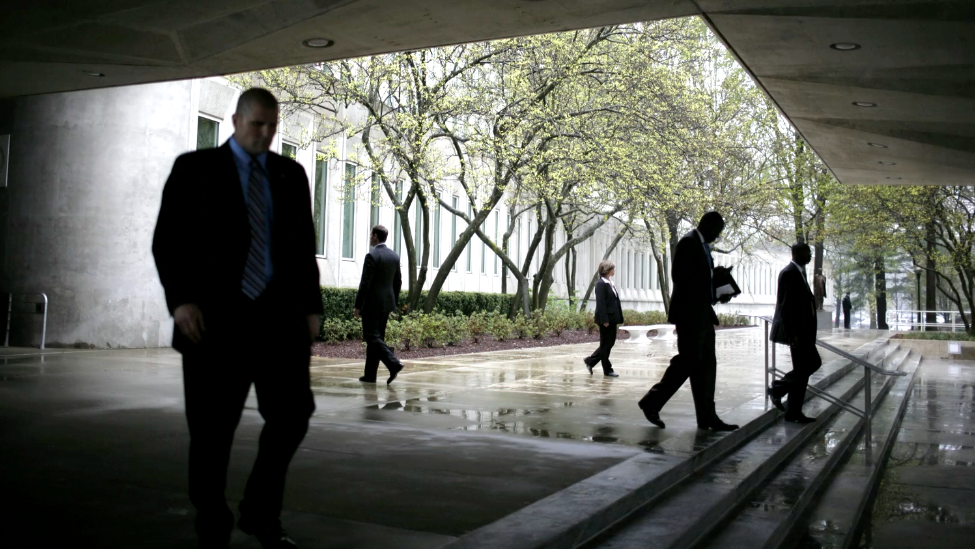 美媒曝CIA在乌建立了庞大间谍网，乌官员：基地被用于入侵中国等国卫星