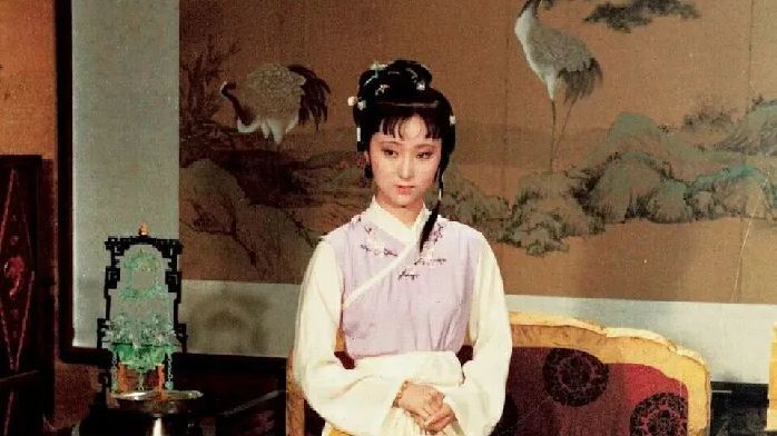 《红楼梦》:贾宝玉眼里的林黛玉,从来和别人不一样_凤凰网
