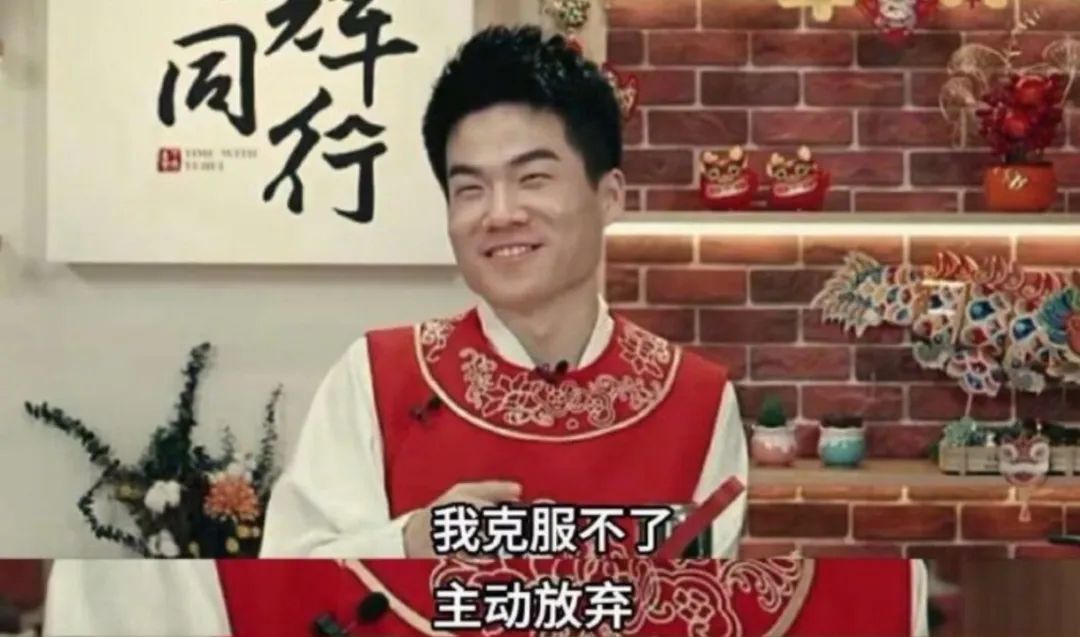 董宇辉，离开微博的第二个“罗翔”