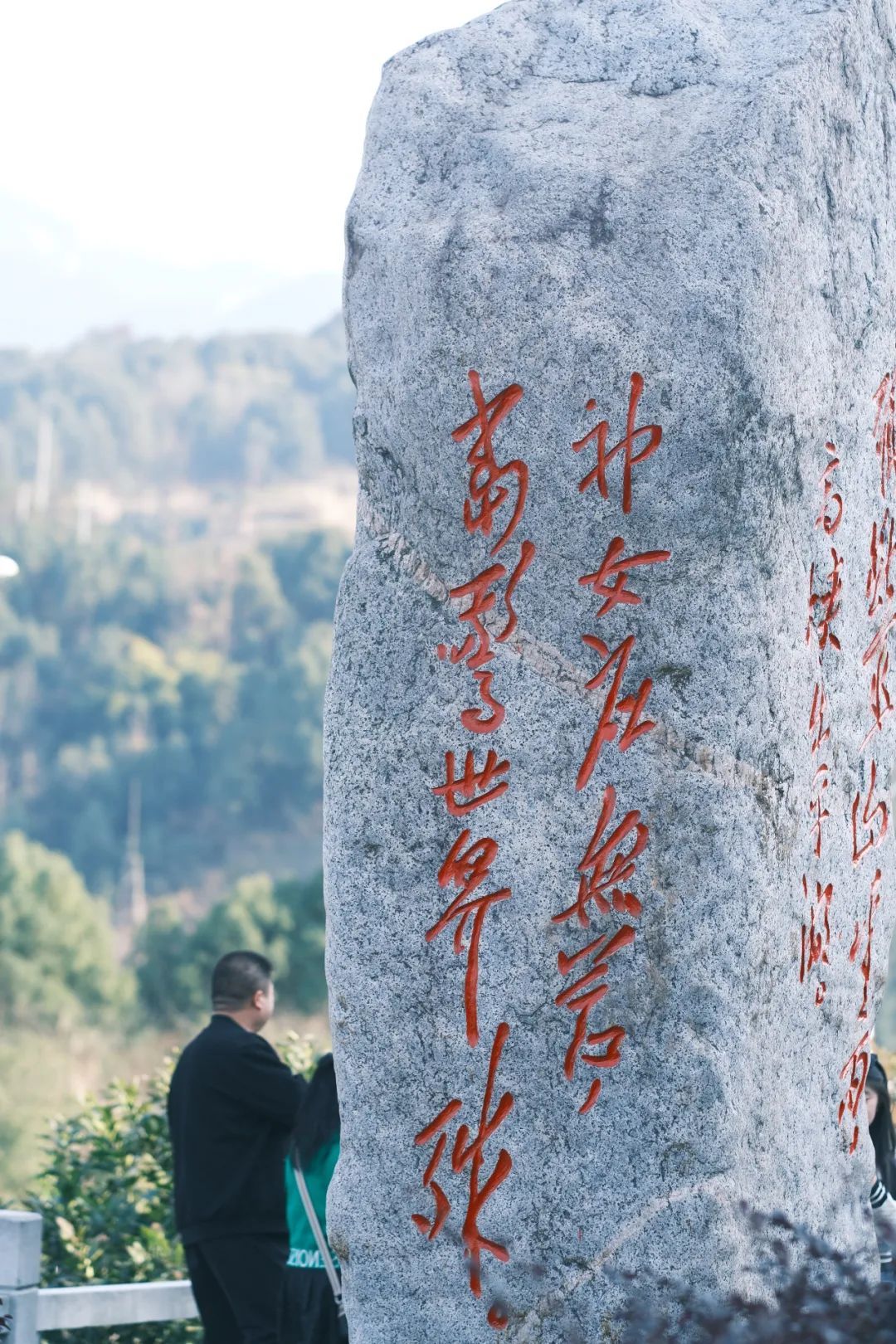 过年回家，我在宜昌拍了拍长江