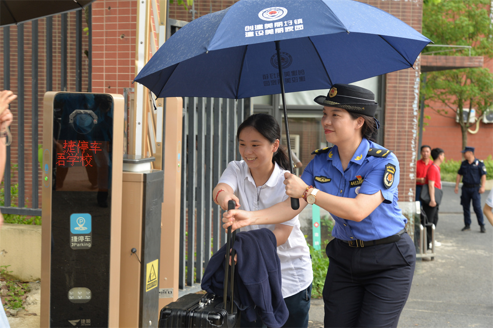 东莞3支玉兰女子城市执法服务中队荣获广东省巾帼文明岗称号