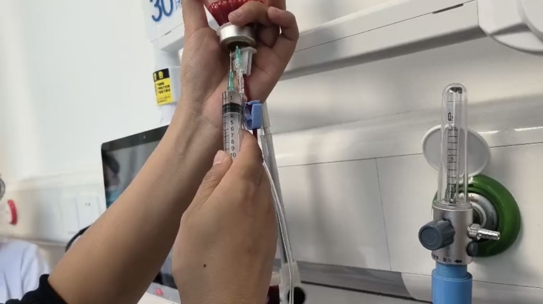 三氧疗法怎么代理三氧自体血回输疗法见奇效 ｜ 西安市红会医院介入诊疗中心成功开展首例自体血回输治疗_https://www.jmylbn.com_新闻资讯_第2张