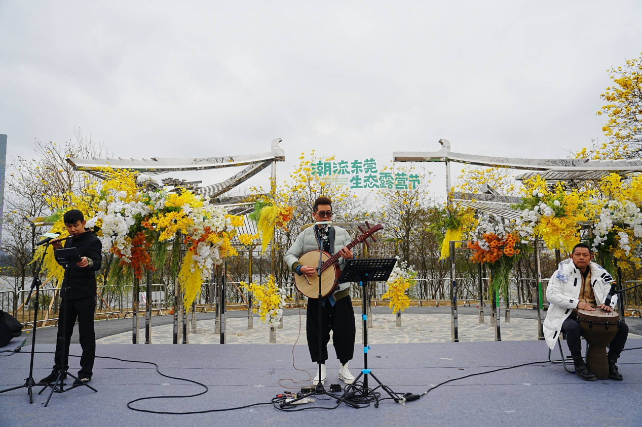 露营节图片