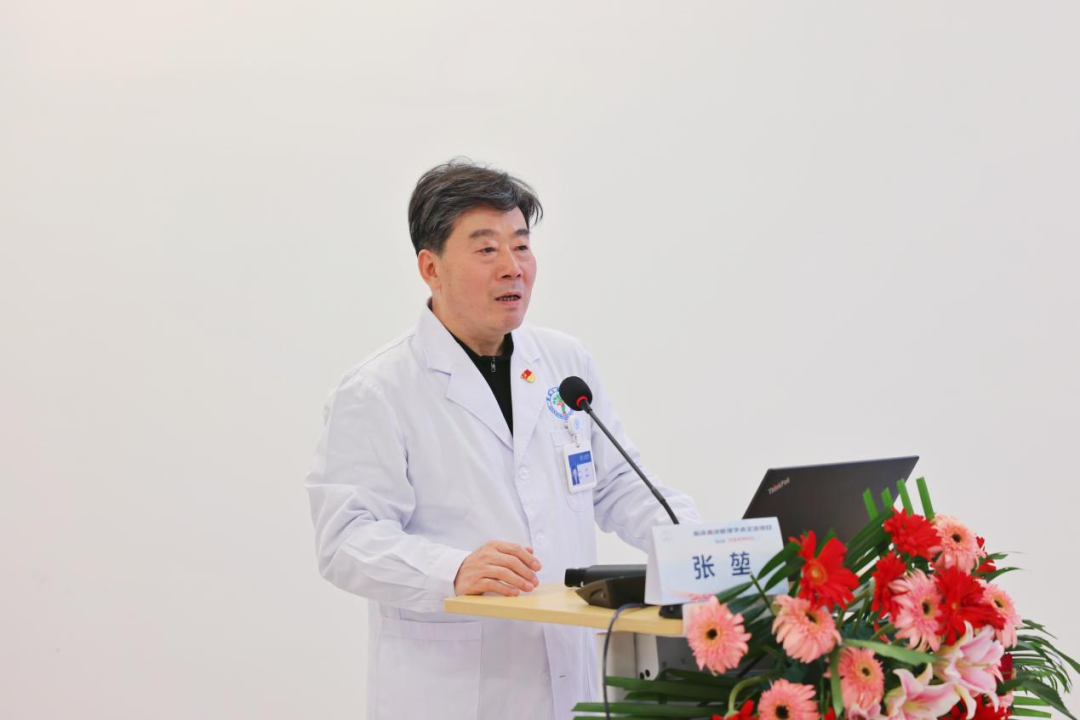 西安市红会医院骨创伤医院院长张堃再次从临床角度出发,谈到临床中