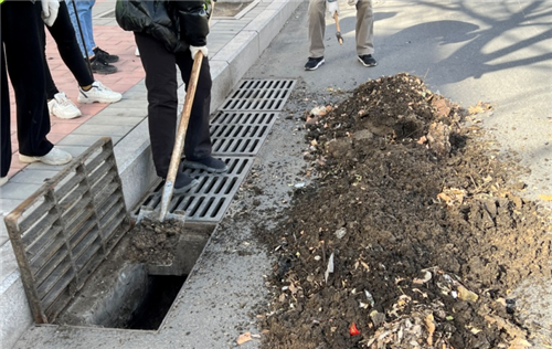 图1：活动现场