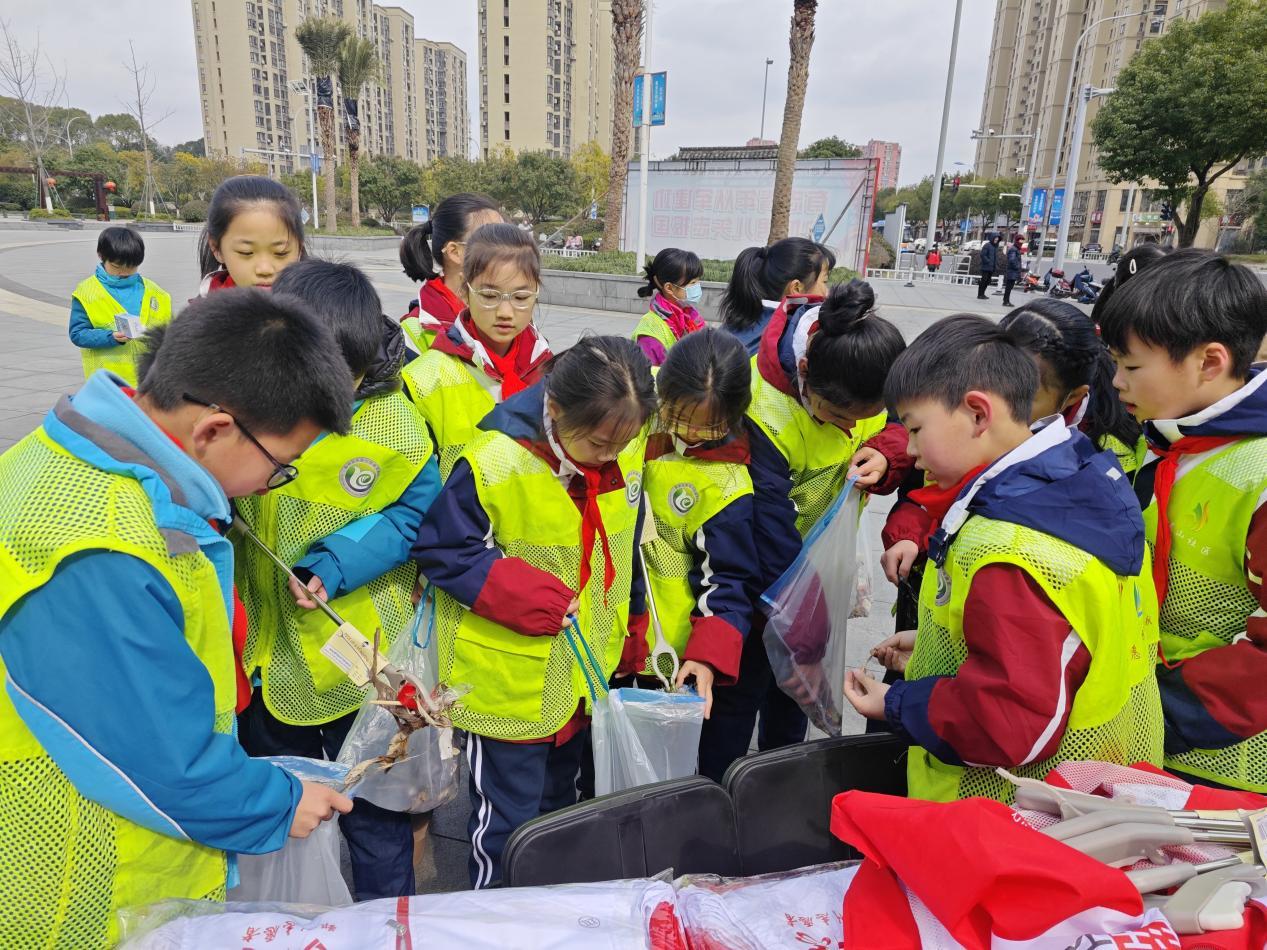 志愿服务月发布的项目之一——姜善绿风·环保公益专项行动专项行动