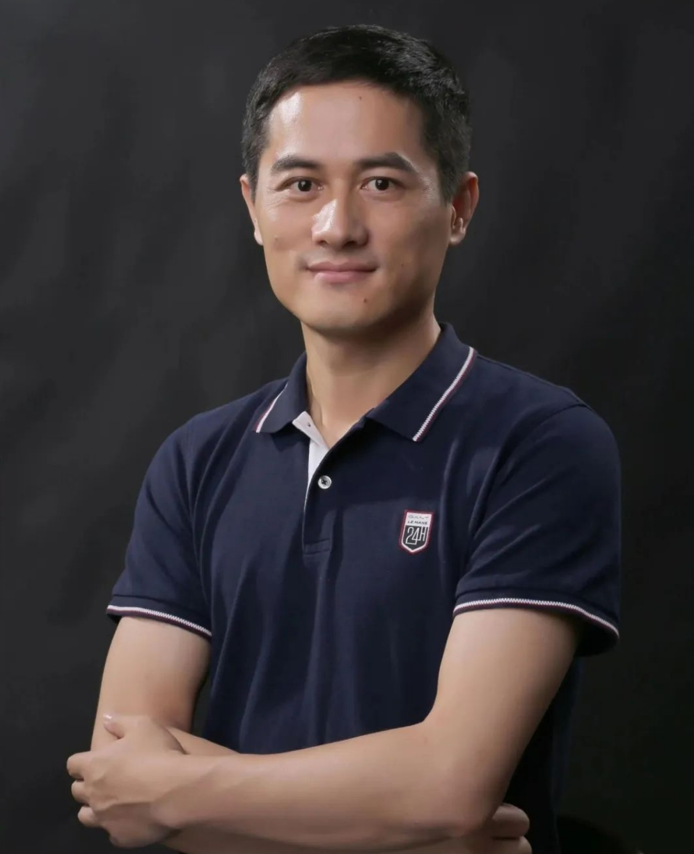 新任饿了么董事长吴泽明