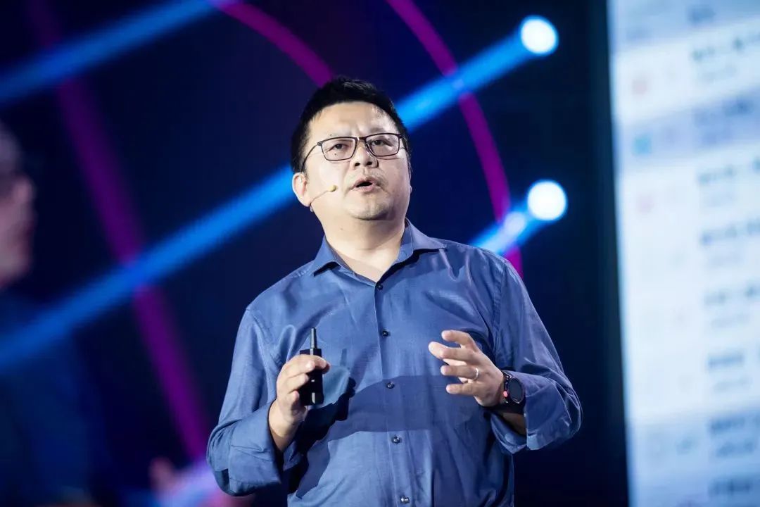 即将于阿里本财年结束后卸任的俞永福