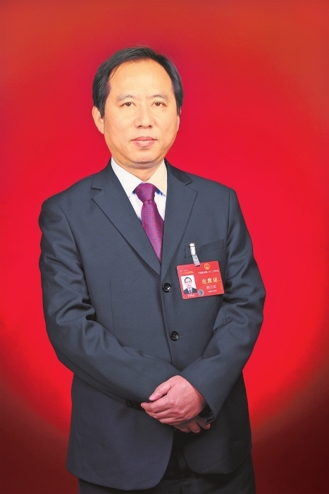 “中国汉字的源头甲骨文，是我们理解和认识古代文明的活化石。”