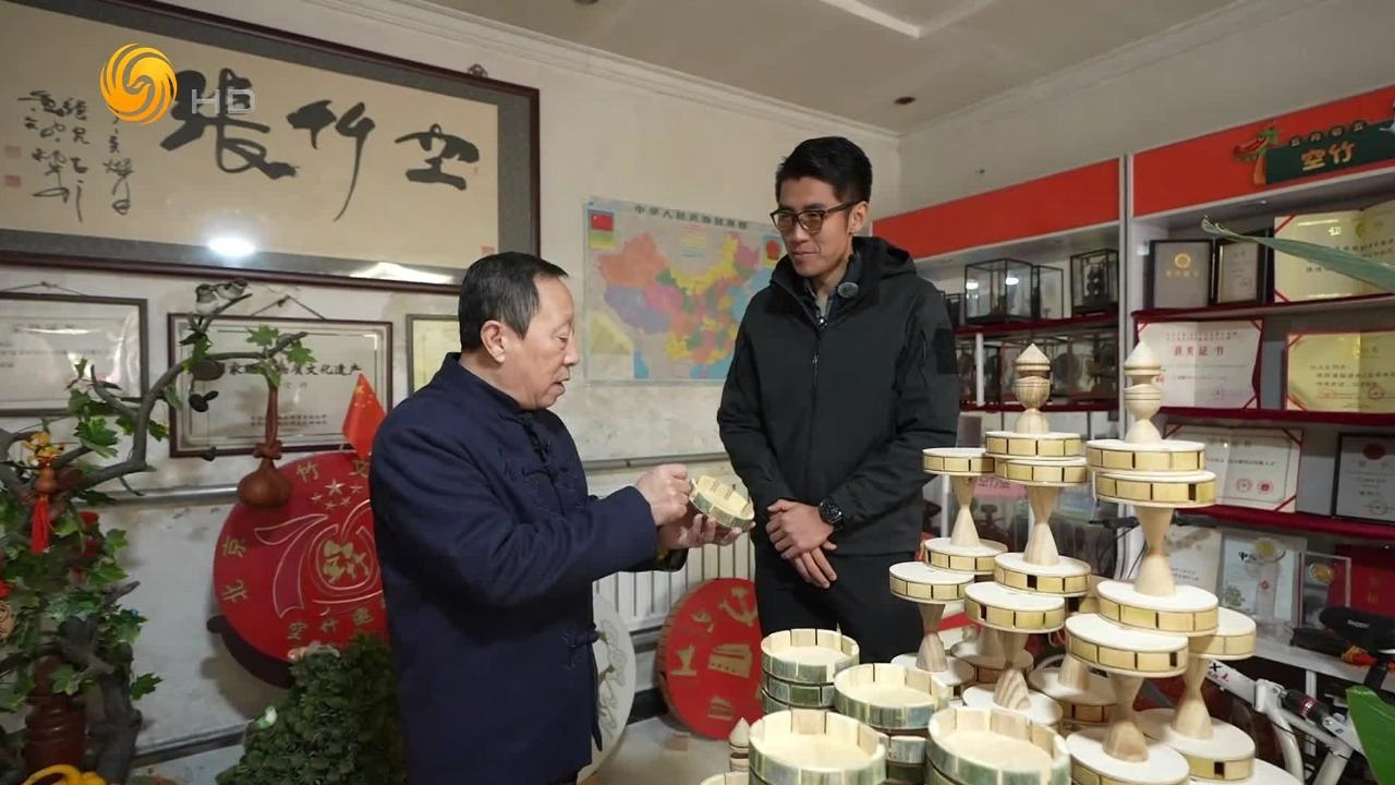 谈到空竹的制作工艺，“空竹大王”张国良能说出好多门道…_凤凰网视频_凤凰网