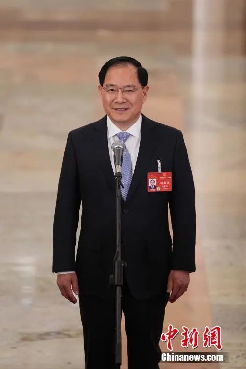 五部门"一把手"答热点10问 !凤凰网湖北_凤凰网