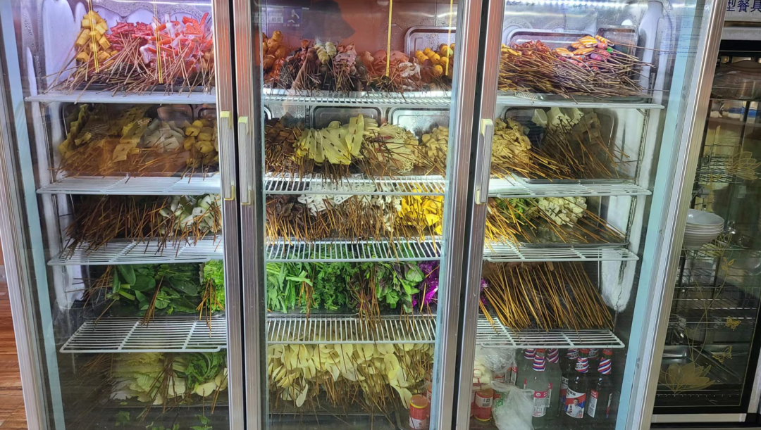 △放菜的冰箱　拍摄/呲呲