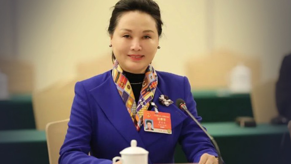 崔荣华代表建议给独生子女增加20天护理假