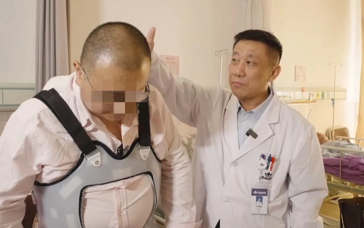 苏州明基医院脊柱外科孙海燕——让逾万人“挺直”生命的脊梁