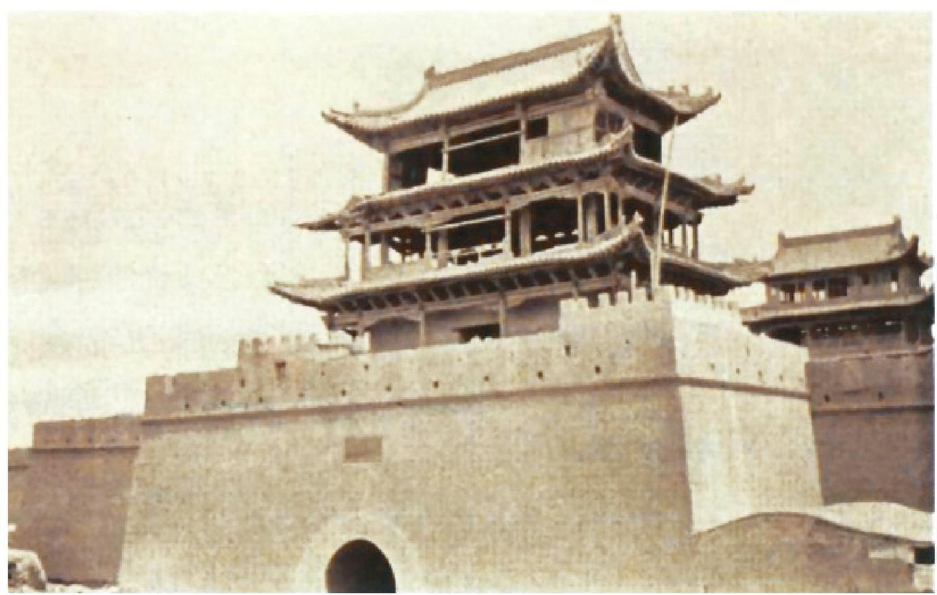 嘉峪关城楼（资料照片　威廉&middot;盖尔摄于1908年）