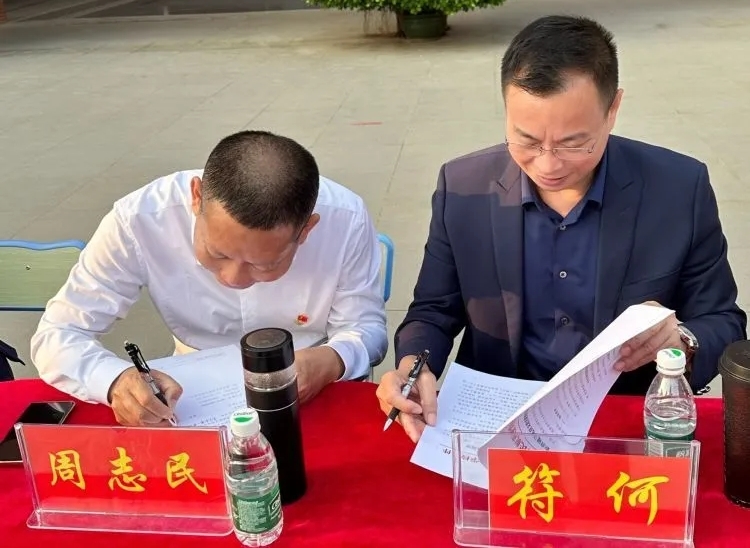 职普融通 礼仪送教—海南省民航职业学校与东方市第二思源实验学校开展礼仪送教到校活动