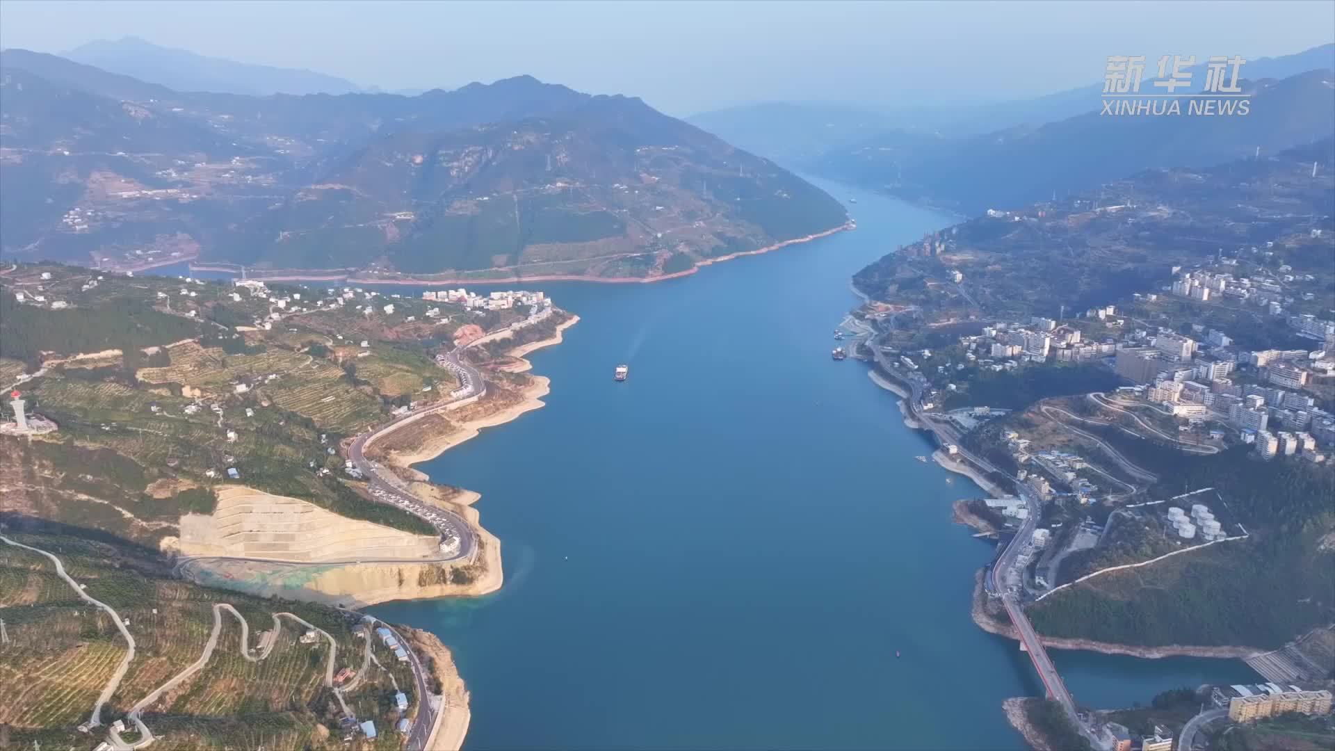 湖北巴东春满三峡