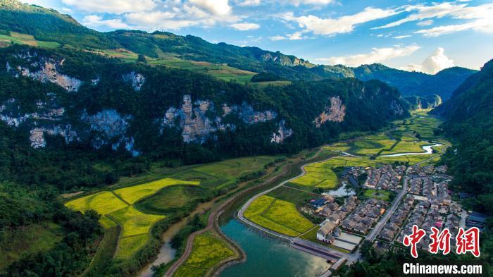 世界佤乡云南沧源的旅游梦