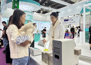 瑞派宠物医院知名专科医生亮相深宠展凤凰网深圳_凤凰网