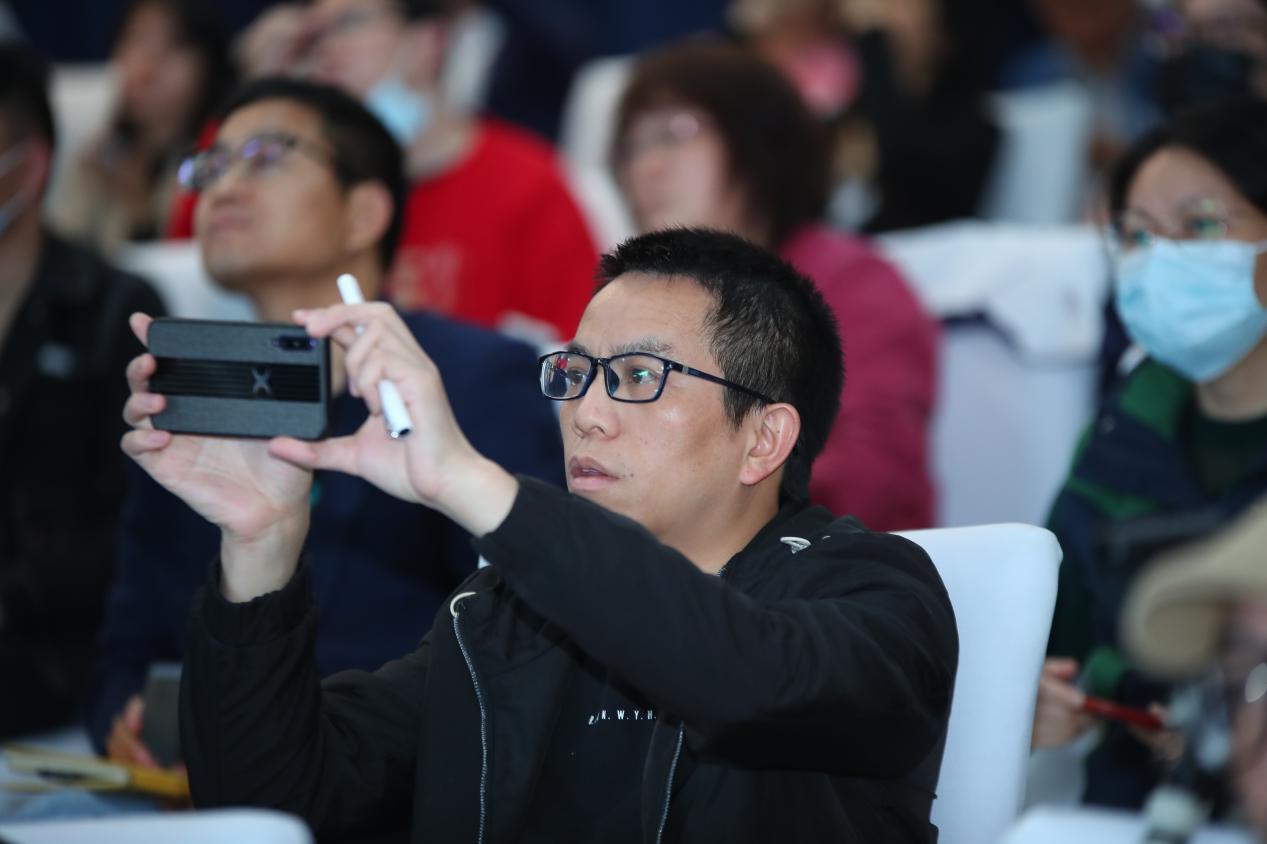 龙华区2024年专精特新“小巨人”企业申报政策暨产业政策宣讲会圆满结束