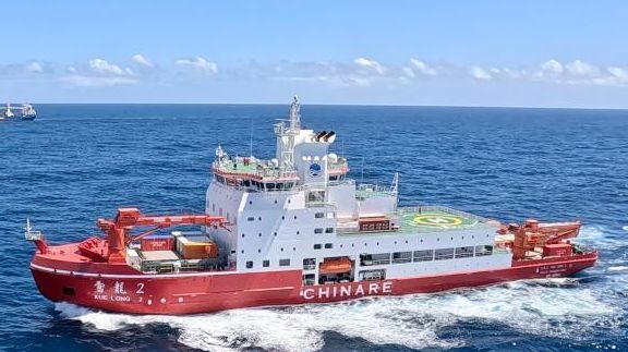 国家极地科考破冰船“雪龙2号”下月首度访港