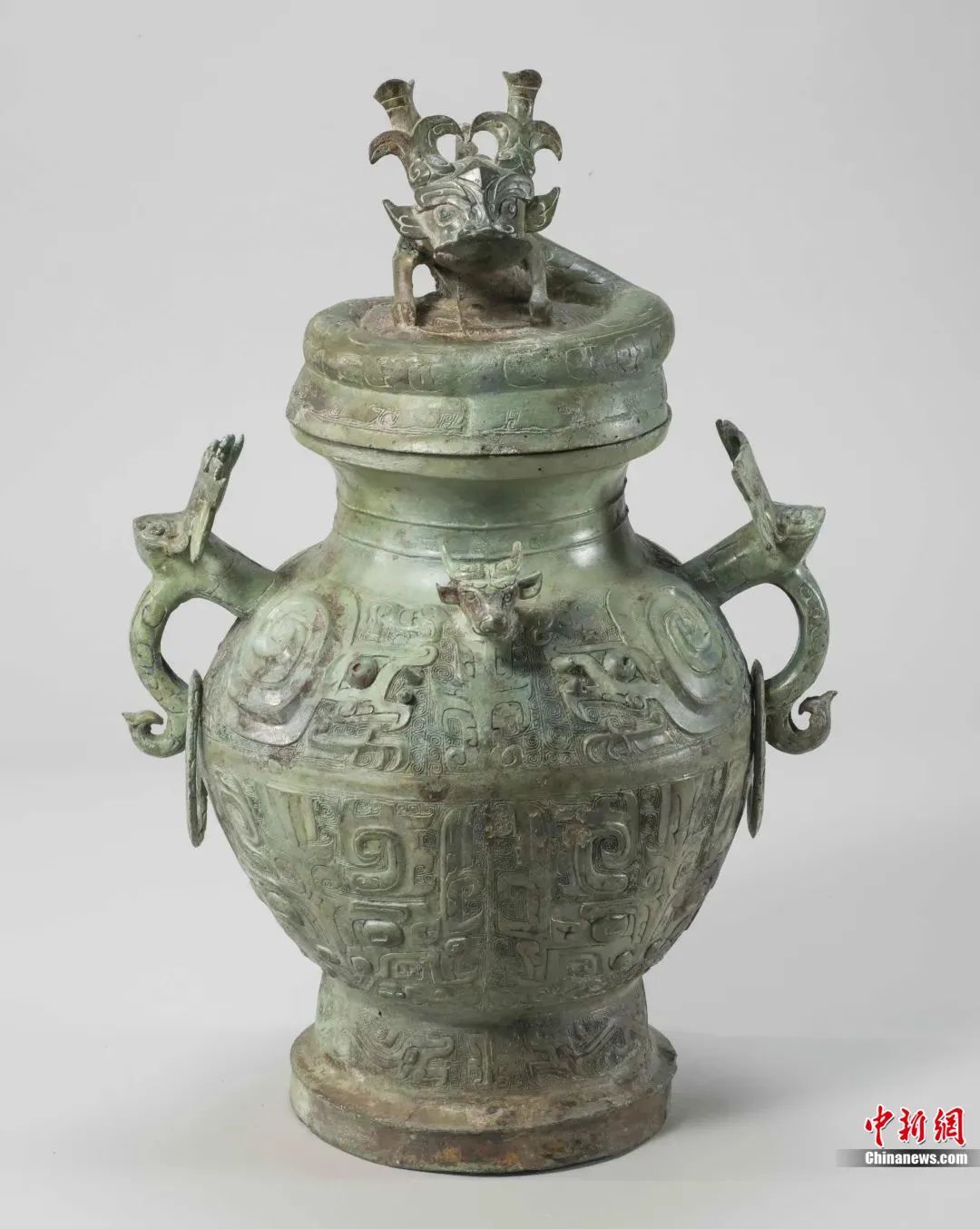 东西问丨毕经纬商周青铜器龙纹蕴藏着何种文化内涵