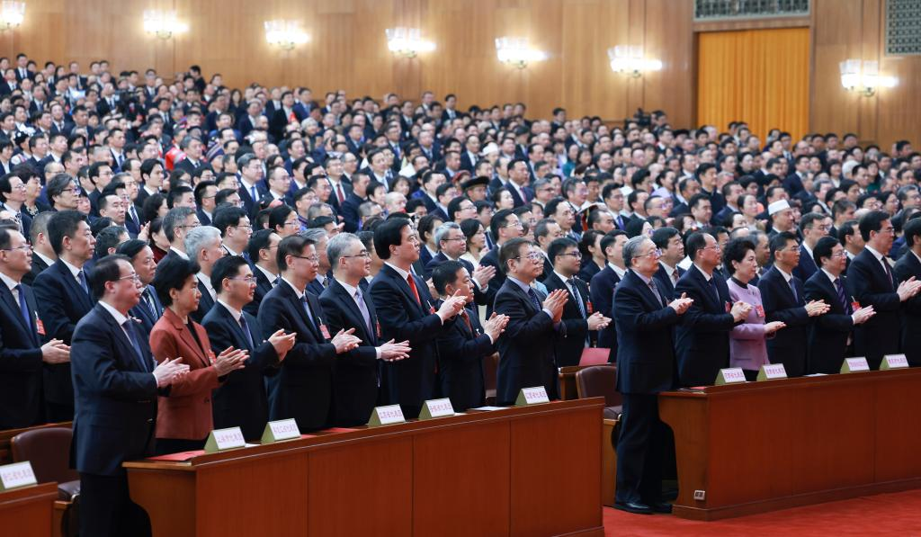 十四届全国人大二次会议闭幕