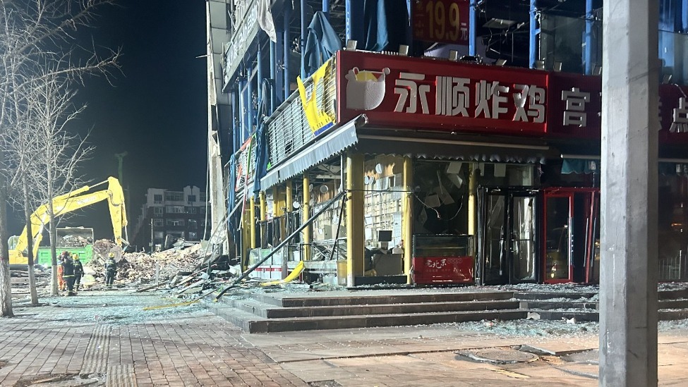 燕郊爆炸地附近炸鸡店发声：我们并未使用燃气，而是用电，如果是我们的店引发事故，店面应该都炸没了