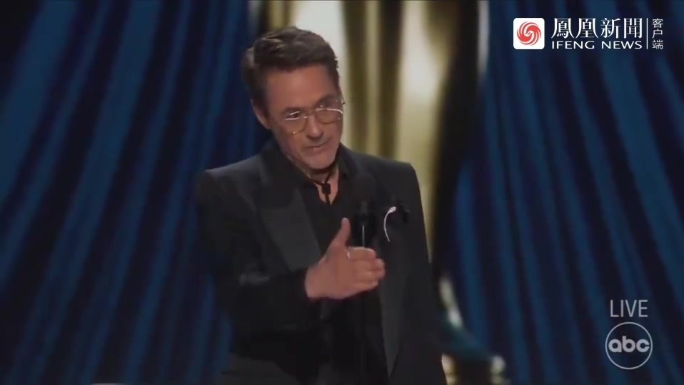小罗伯特·唐尼获奥斯卡最佳男配 发表获奖感言：感谢我糟糕的童年