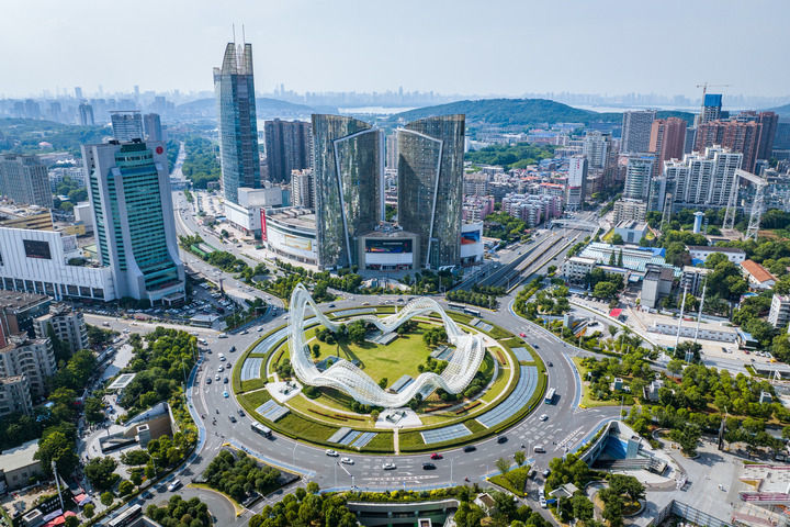 2023年6月14日，武汉光谷广场综合体（无人机照片）。新华社记者 伍志尊 摄