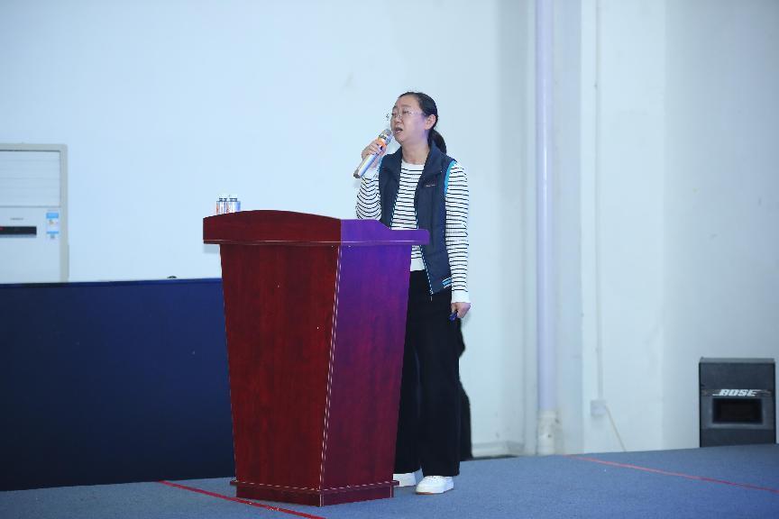 龙华区2024年专精特新“小巨人”企业申报政策暨产业政策宣讲会圆满结束