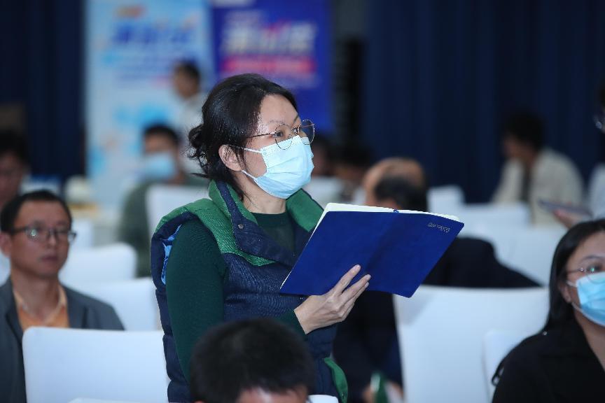 龙华区2024年专精特新“小巨人”企业申报政策暨产业政策宣讲会圆满结束