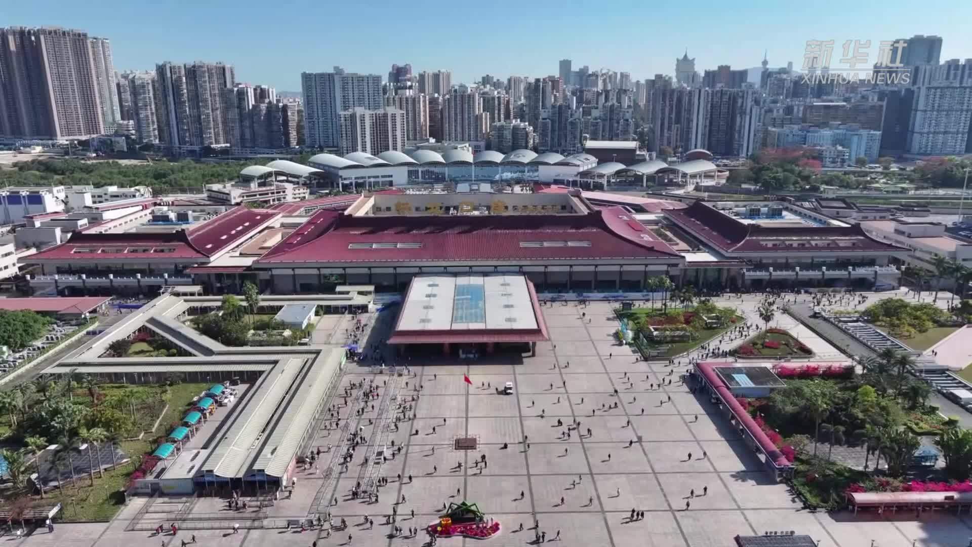 拱北口岸主联检楼出入境大厅完成改造实现无感通关