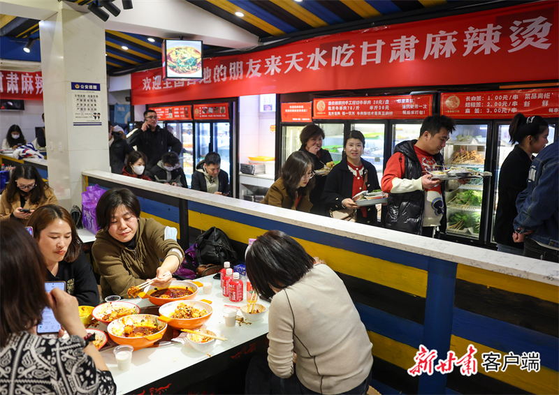 天水“火”了：一碗麻辣烫，拥抱一座城凤凰网甘肃_凤凰网