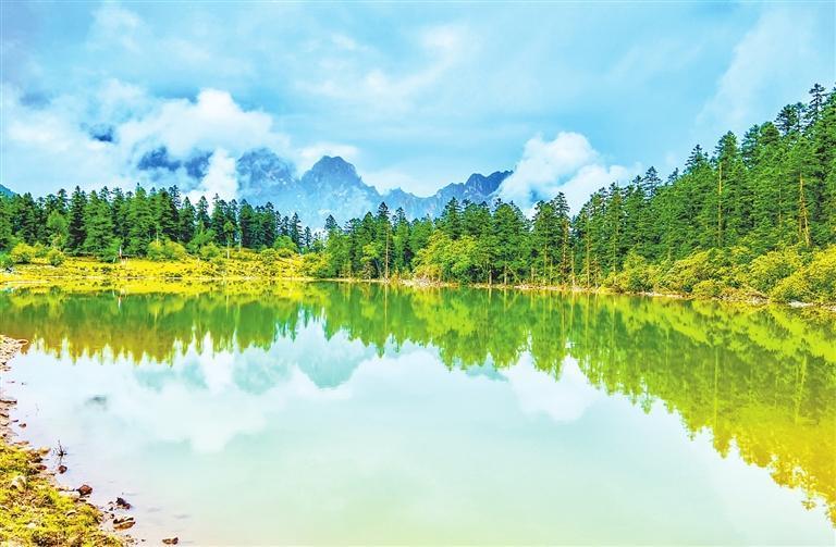 骨麻湖