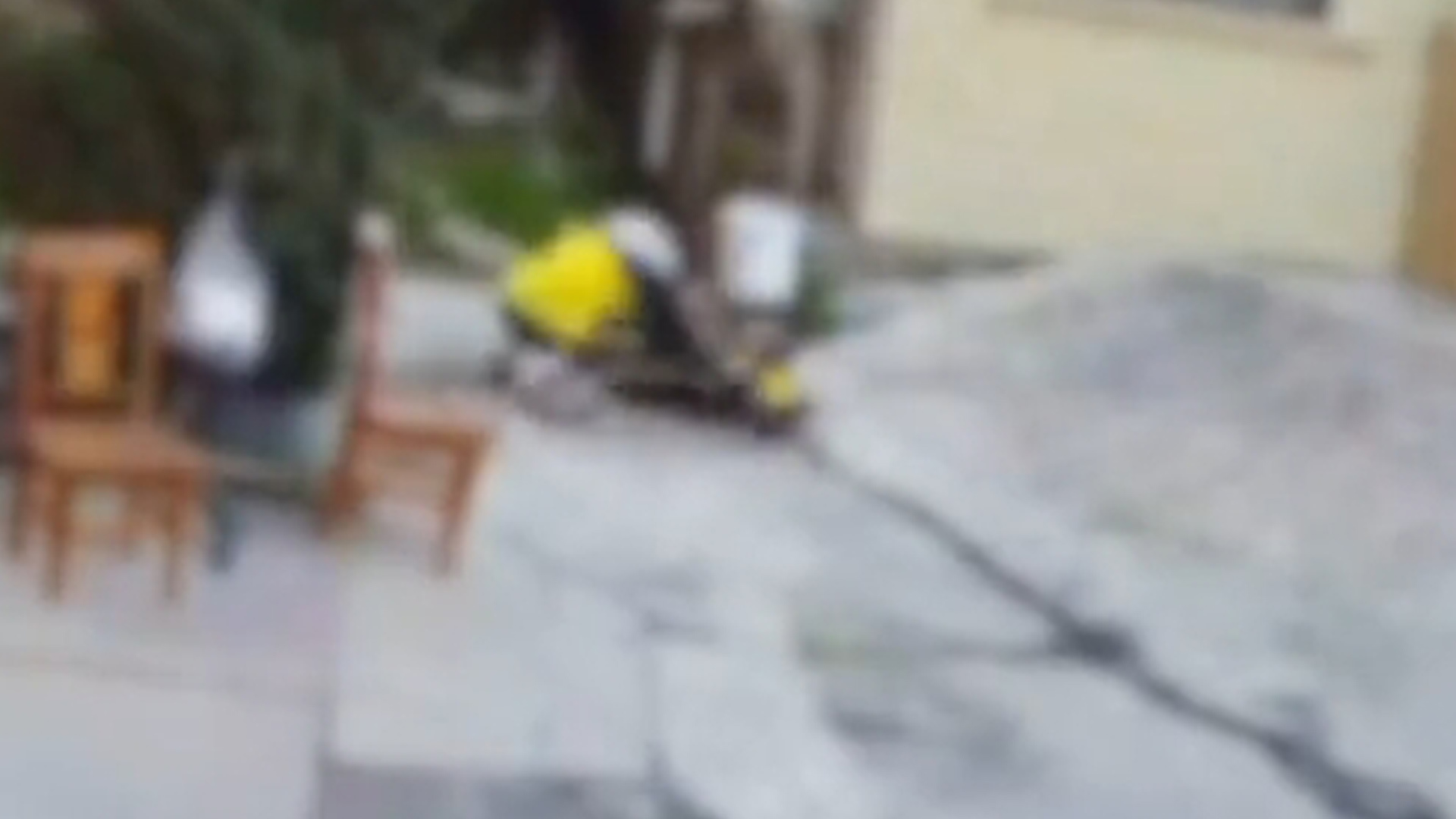 广东梅州13岁男生猥亵女生，已被依法送至专门学校进行训诫