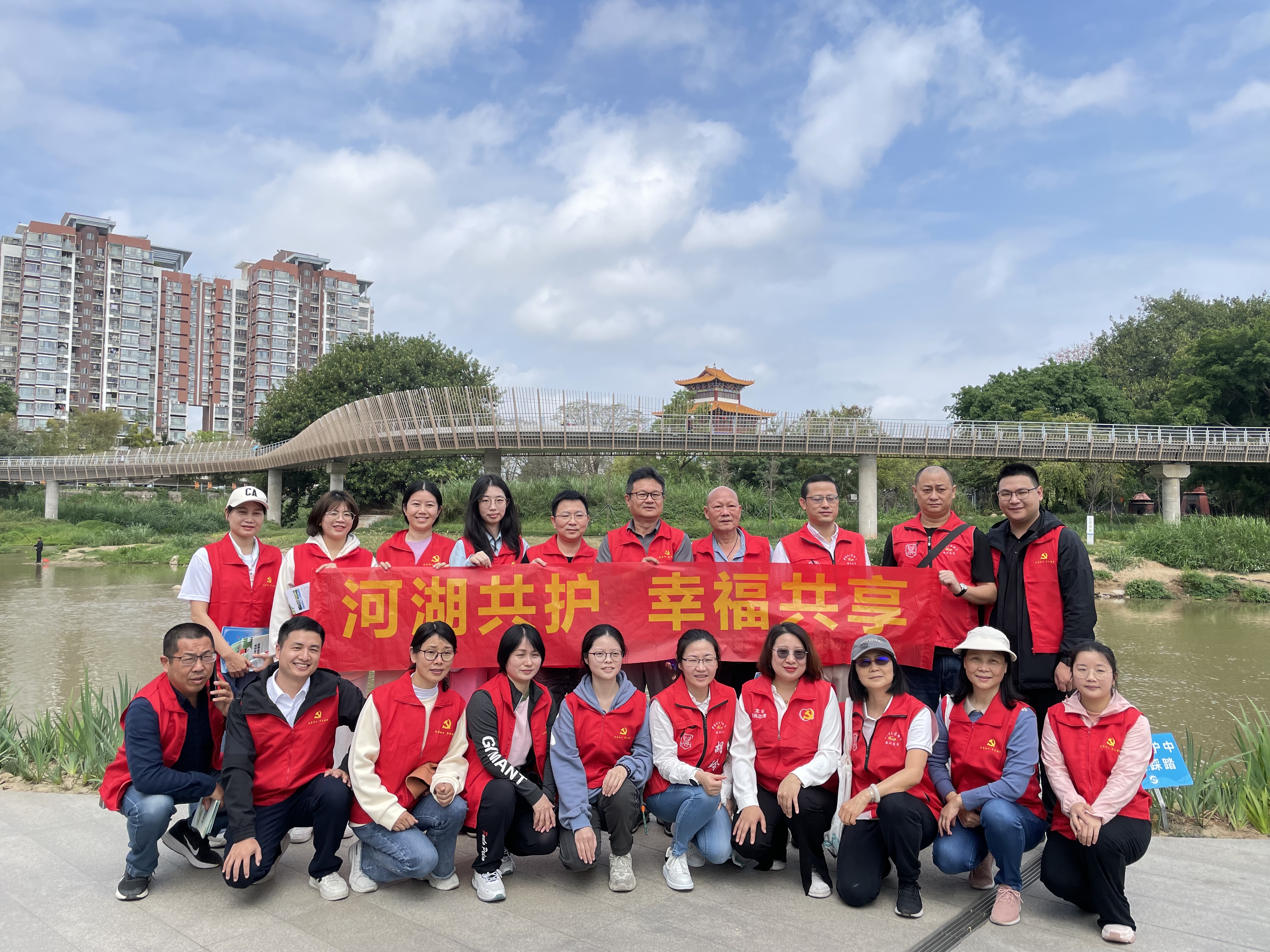 用好管好水资源,龙岗在行动——龙岗区水务局组织开展“世界水日”“中国水周”专题宣传活动