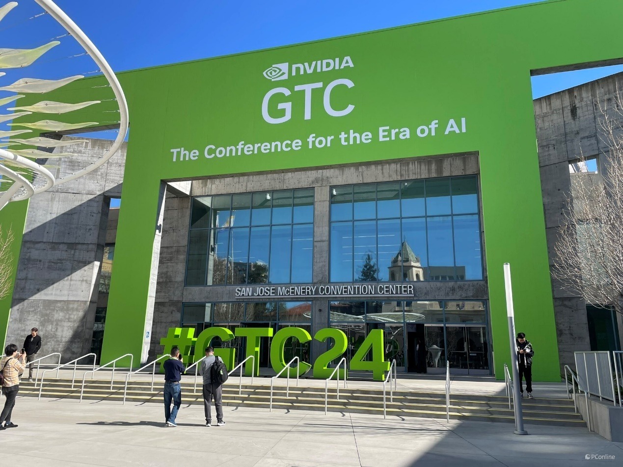 GTC 2024硬件一览：史上最强AI芯片GB200发布高达2080亿晶体管_凤凰网